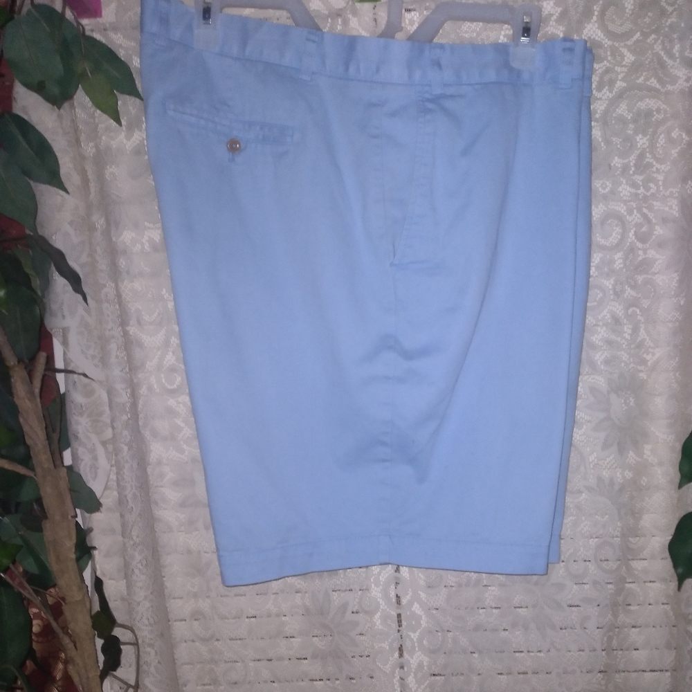 ROUNDTREE  & YORKE  SHORTS